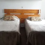 Hotel Yaka 2*