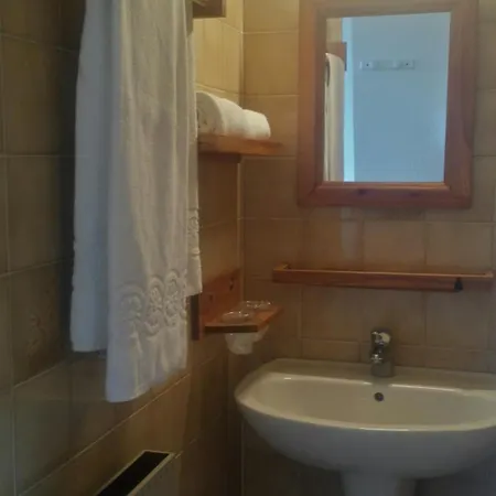 Yaka Hotel